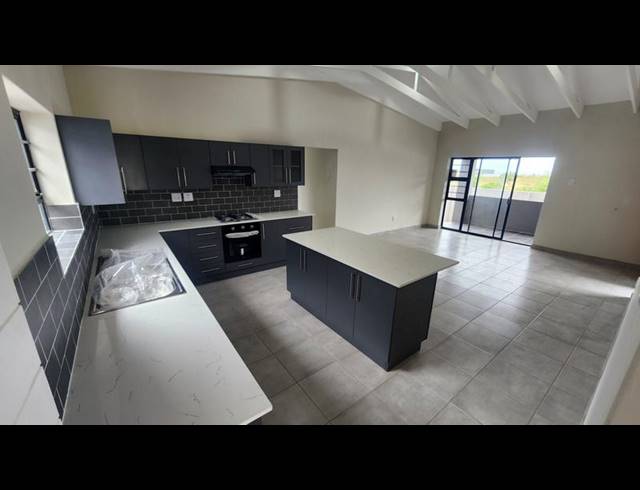 3 BEDROOM HOUSE FOR SALE IN FOUNTAINS ESTATE